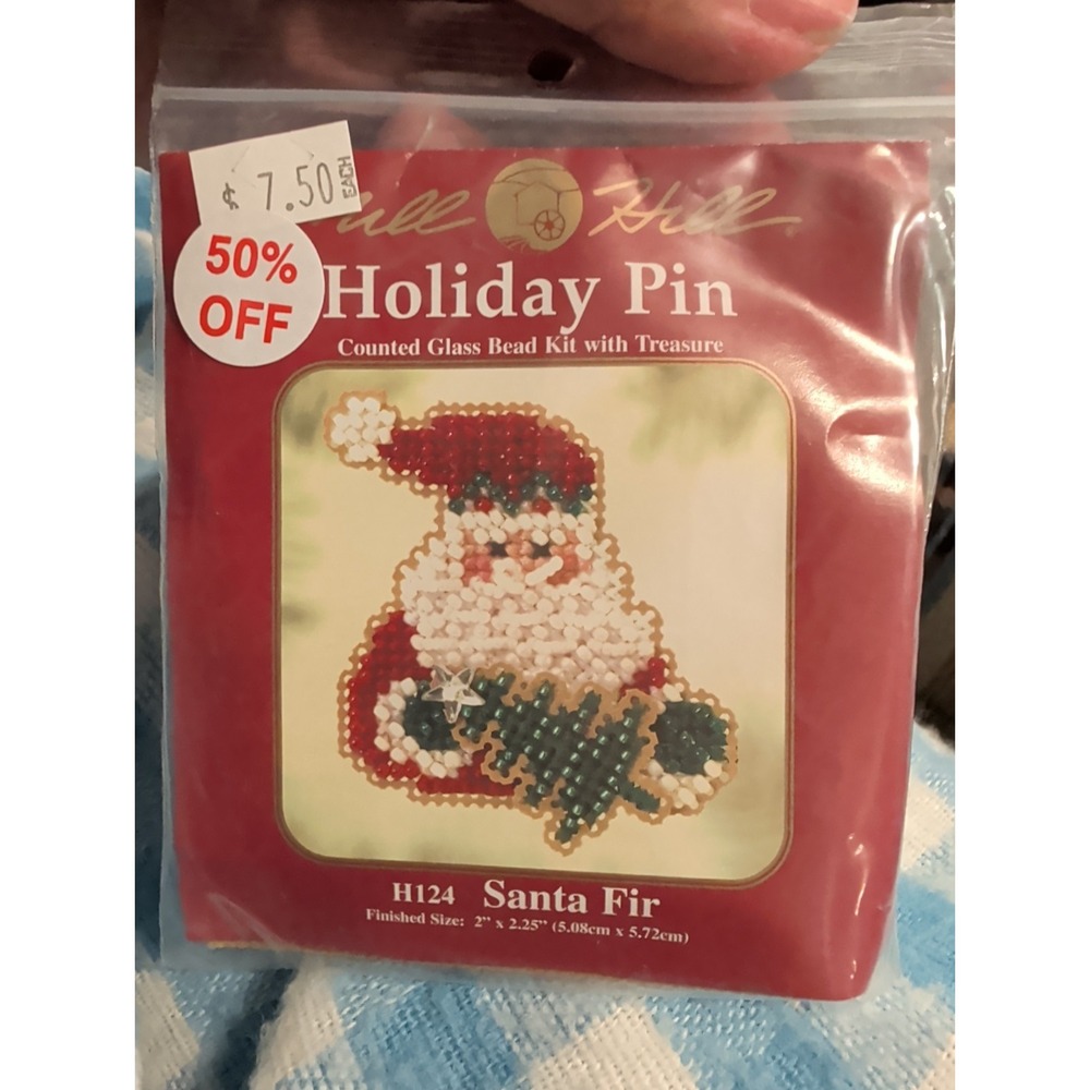 New Kit Mill Hill Counted Glass Beaded Christmas H124 Santa Fir Holiday Pin